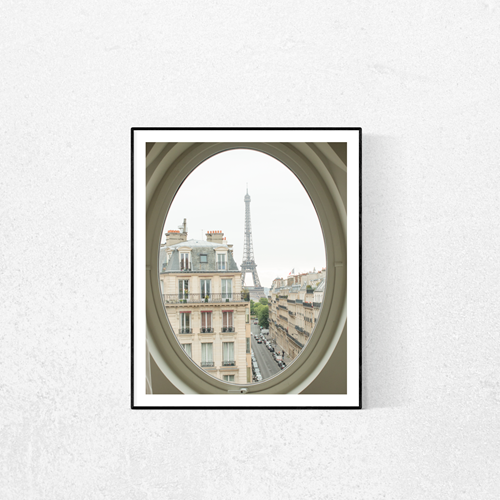 Eiffel Tower Room with a View - Every Day Paris