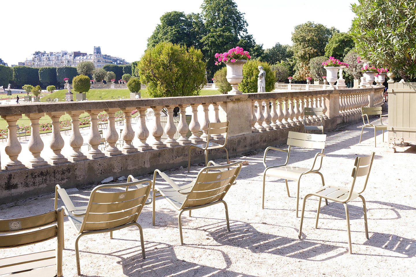 Summer Morning in Luxembourg Gardens - Every Day Paris