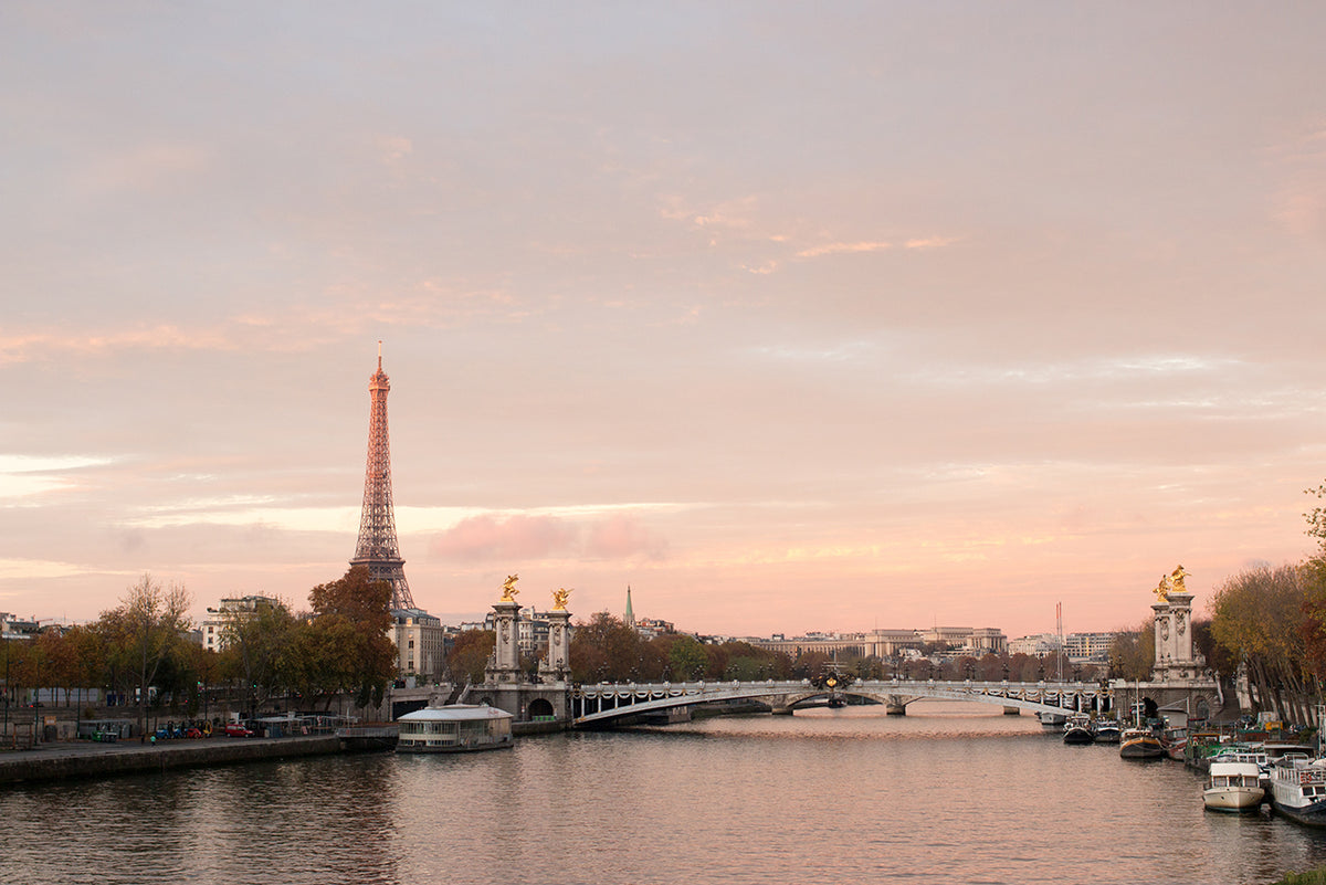 Sunrise on The Seine in Paris - Every Day Paris 