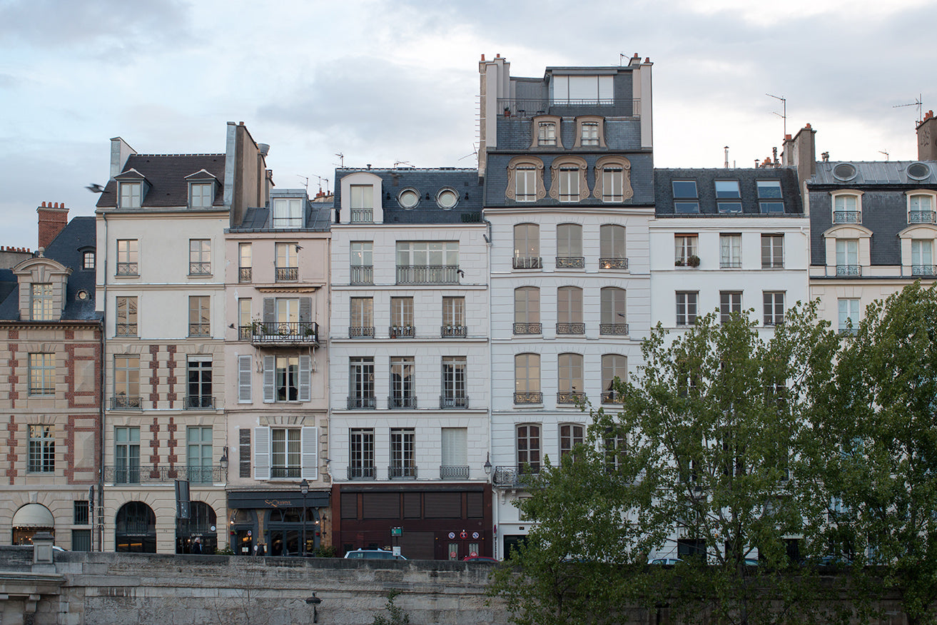 Left Bank Seine Stroll - Every Day Paris 