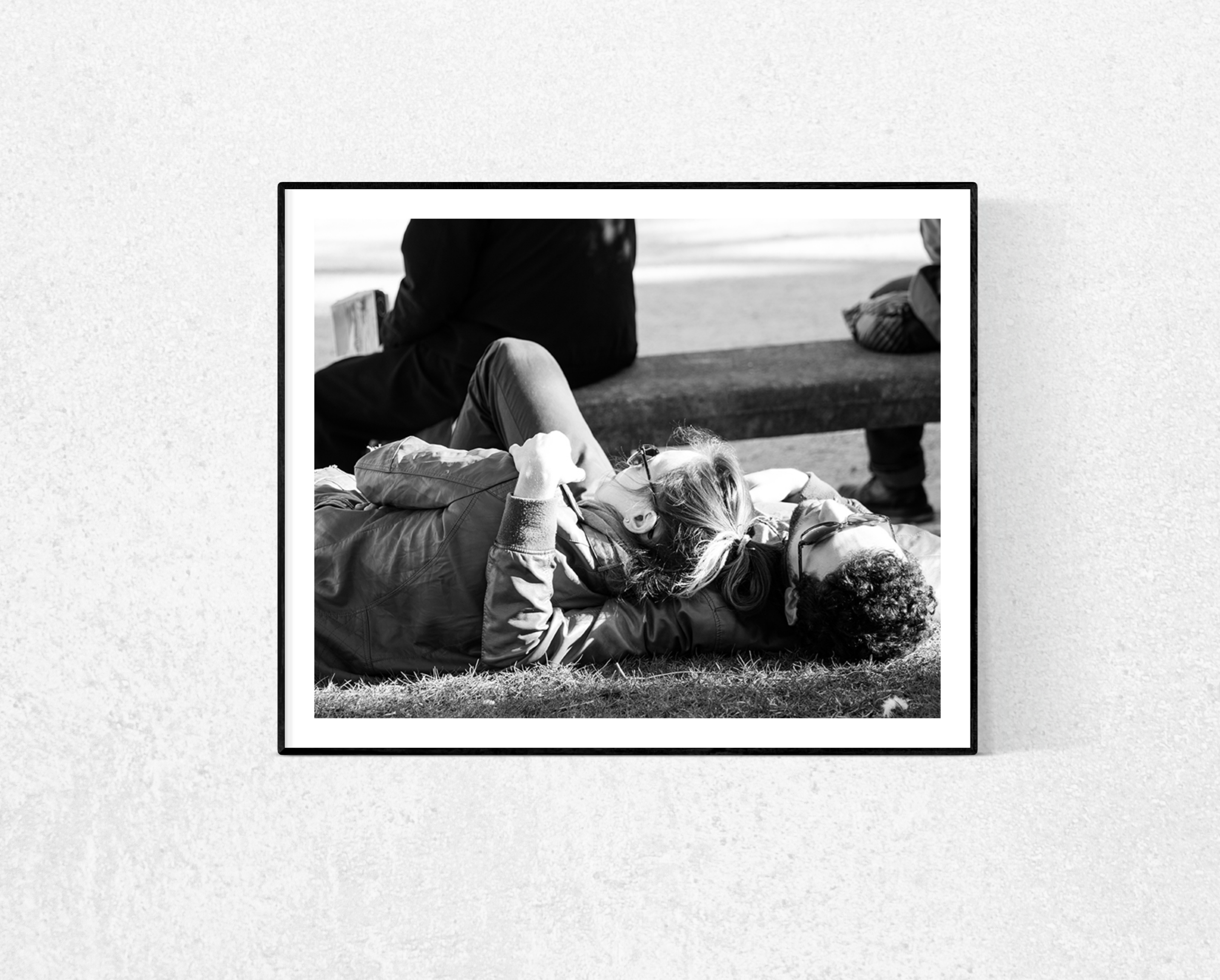 Lovers in Place des Vosges Paris - Every Day Paris 