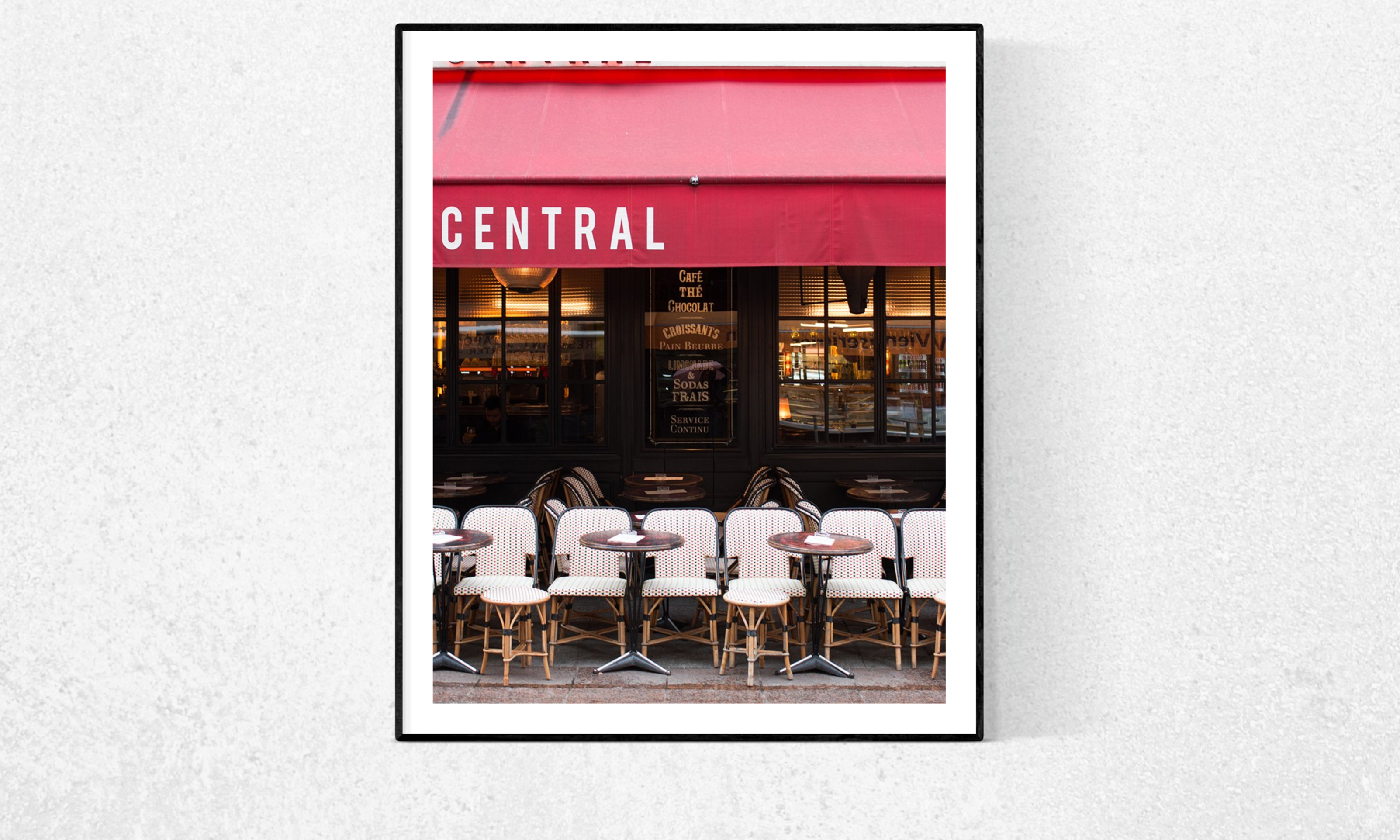 Café Central on Rue Cler - Every Day Paris 