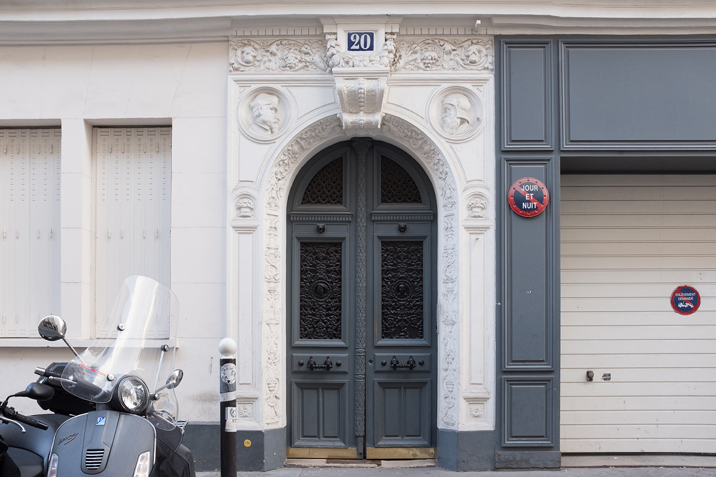 Sunday Stroll on The Right Bank - Every Day Paris 