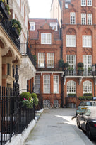 Getting Lost in London - Every Day Paris 