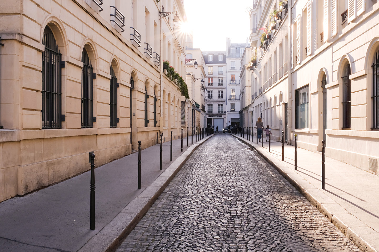 Right Bank Morning Light - Every Day Paris 