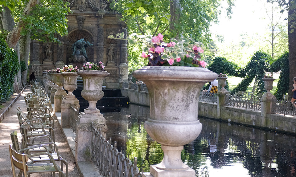 Medici Fountain Summer in Luxembourg Gardens - Every Day Paris 