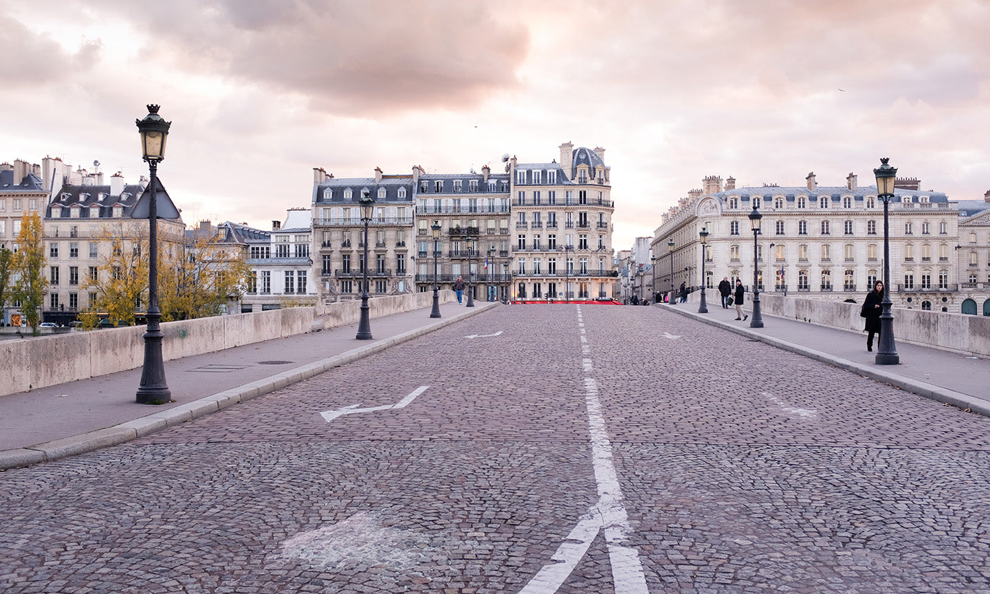 Sunset Evening Stroll on the Seine - Every Day Paris 