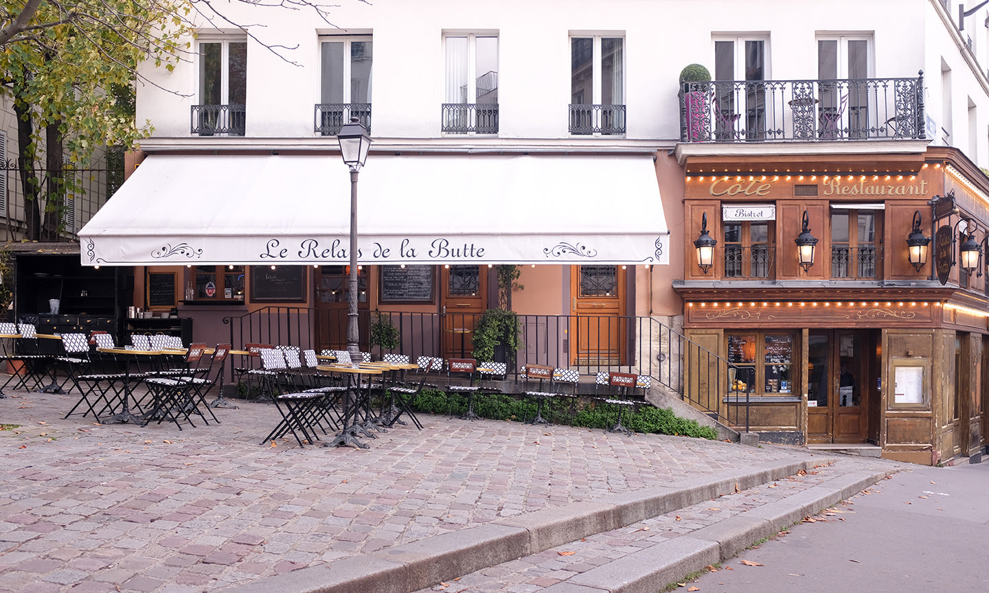 Café in Montmartre - Every Day Paris 