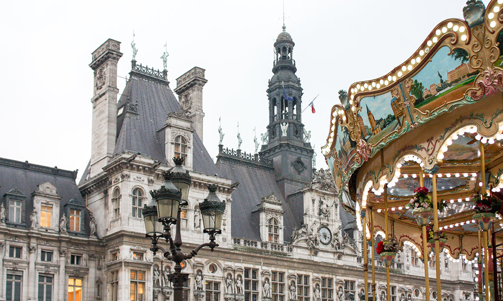 Hôtel de Ville Carousel in Paris - Every Day Paris 