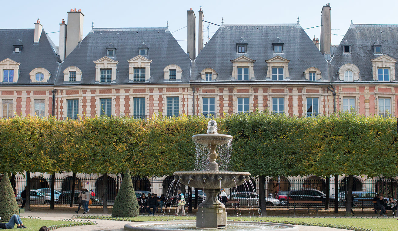 Place Des Vosges - Every Day Paris 