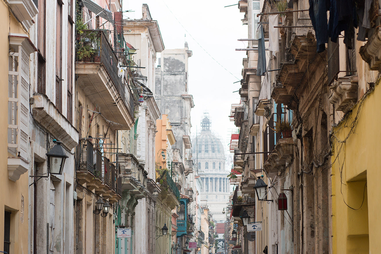 The Old Streets of Havana Cuba - Every Day Paris 