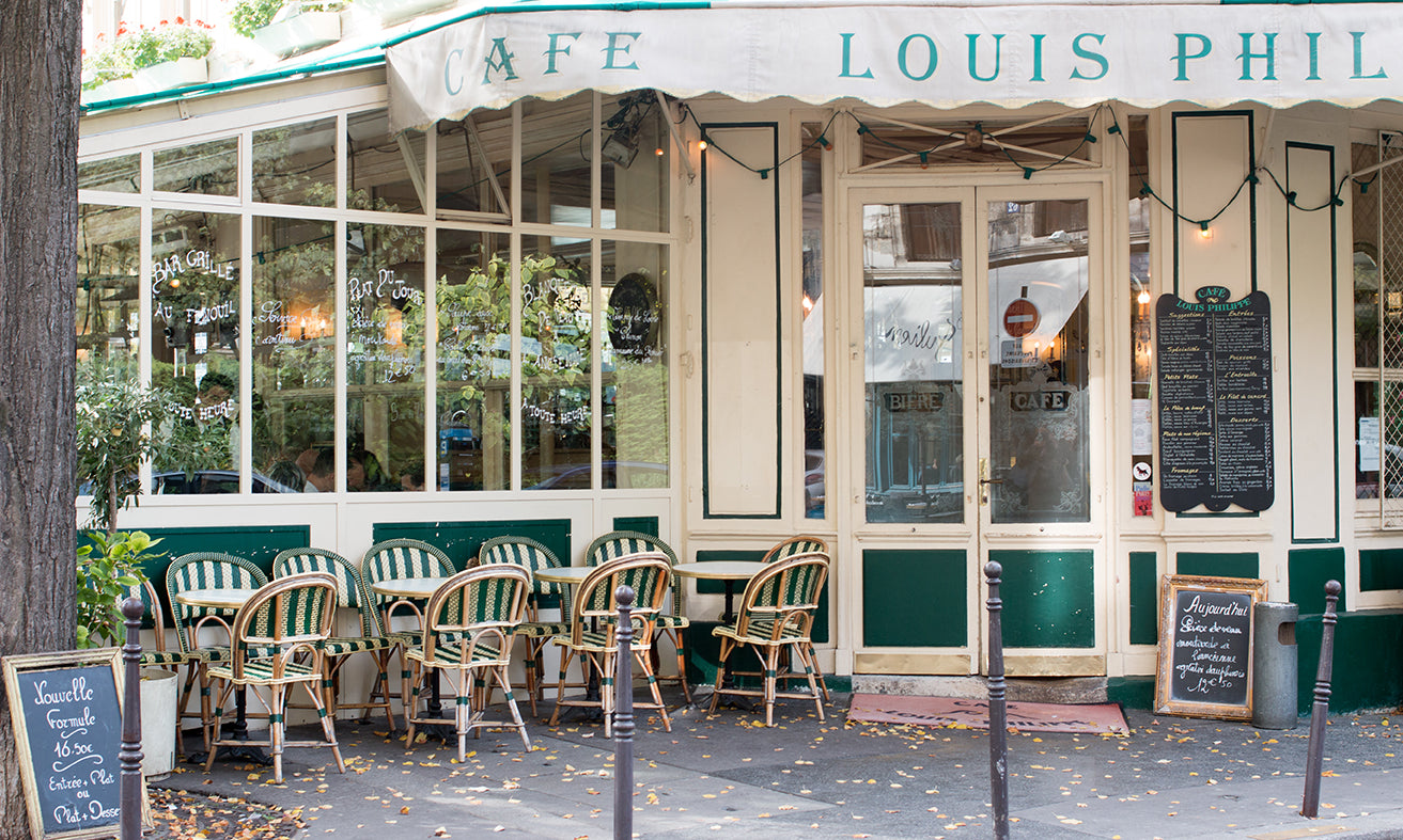 Café Louis Philippe in the Fall - Every Day Paris 