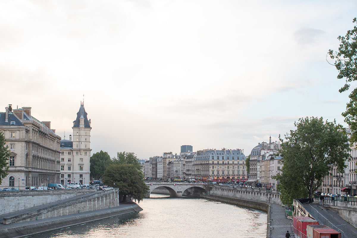 Summer Strolls on The Seine - Every Day Paris 