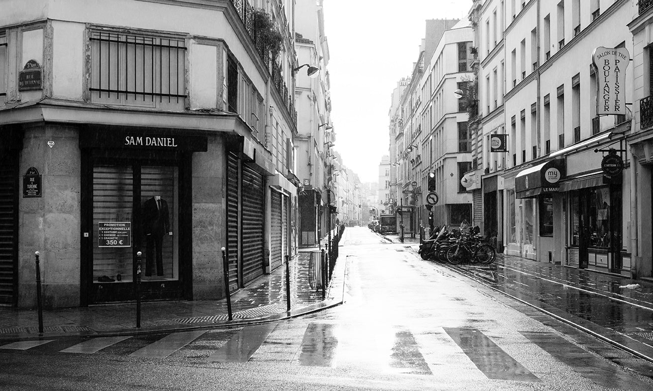 Paris Street Scene in the Rain - Every Day Paris 