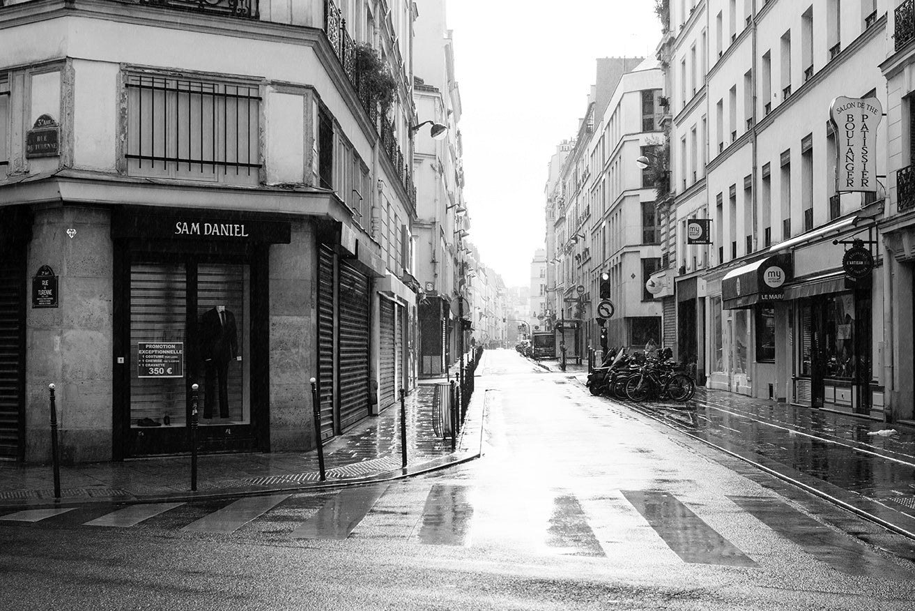 Paris Street Scene in the Rain - Every Day Paris 