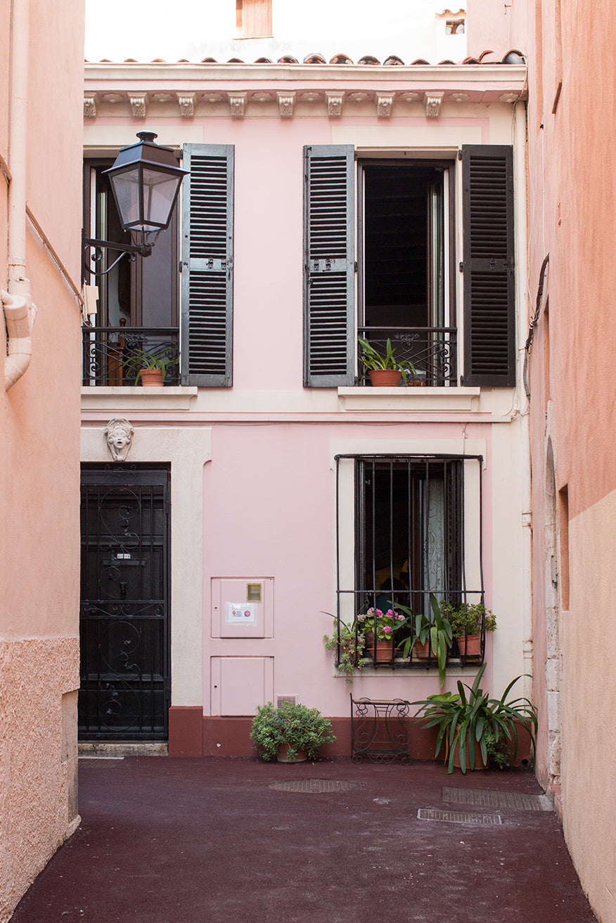 Pink Building in the South of France - Every Day Paris 