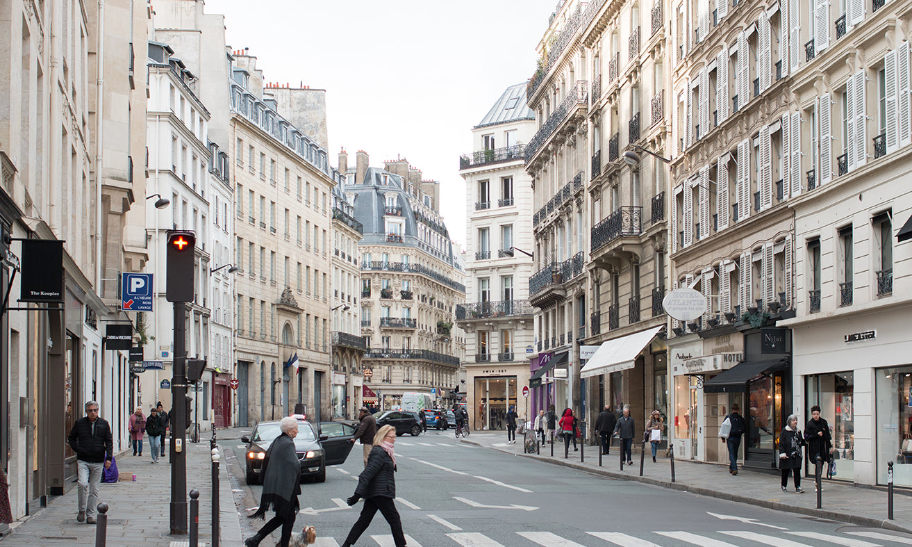 Left Bank Evening Rush - Every Day Paris 