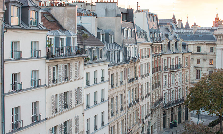 Sunrise on Place Dauphine - Every Day Paris 