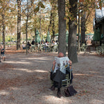 Weekend Reading in Luxembourg Gardens - Every Day Paris 
