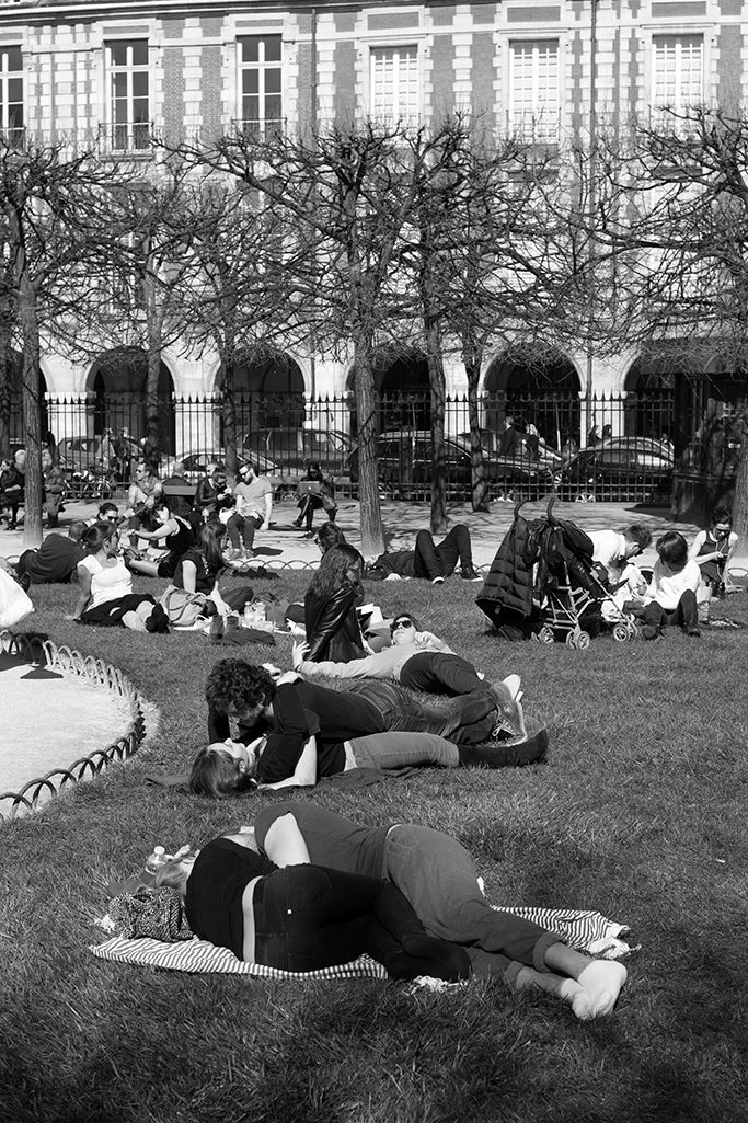 Spring Lovers in Paris - Every Day Paris 