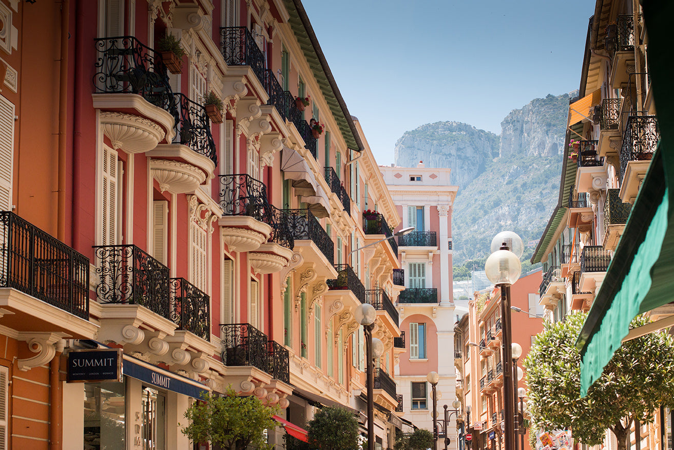 Color on the Streets of Monaco – Everyday Parisian