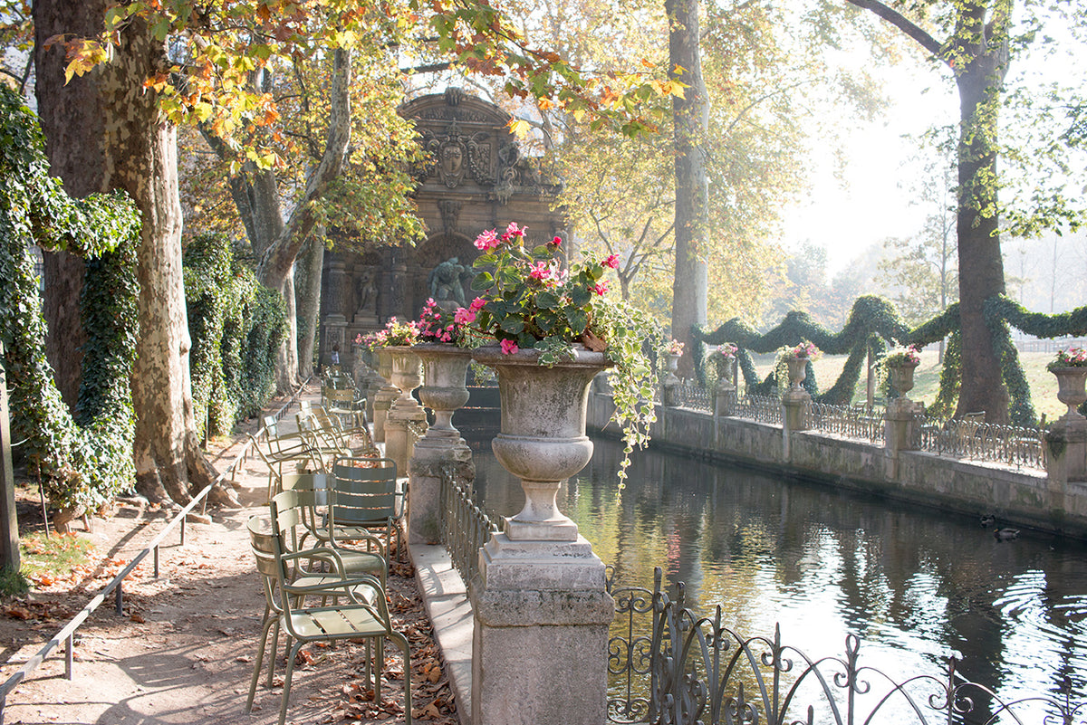 Fall at Medici Fountain in Luxembourg Gardens - Every Day Paris 