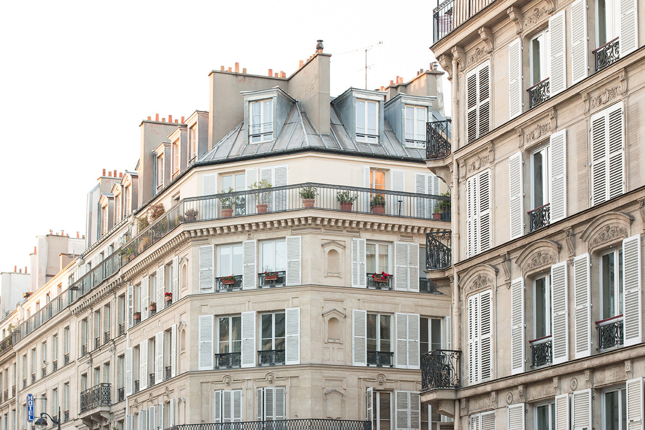 Last Light in The Marais - Every Day Paris 