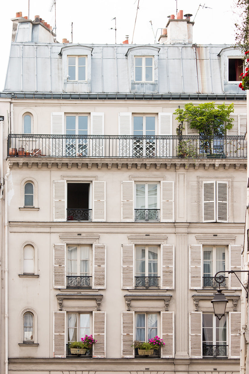 Right Bank Paris Apartment Windows - Every Day Paris 