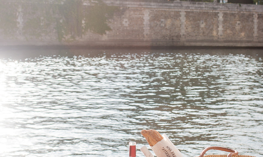 Paris Picnic Last Light on The Seine - Every Day Paris 