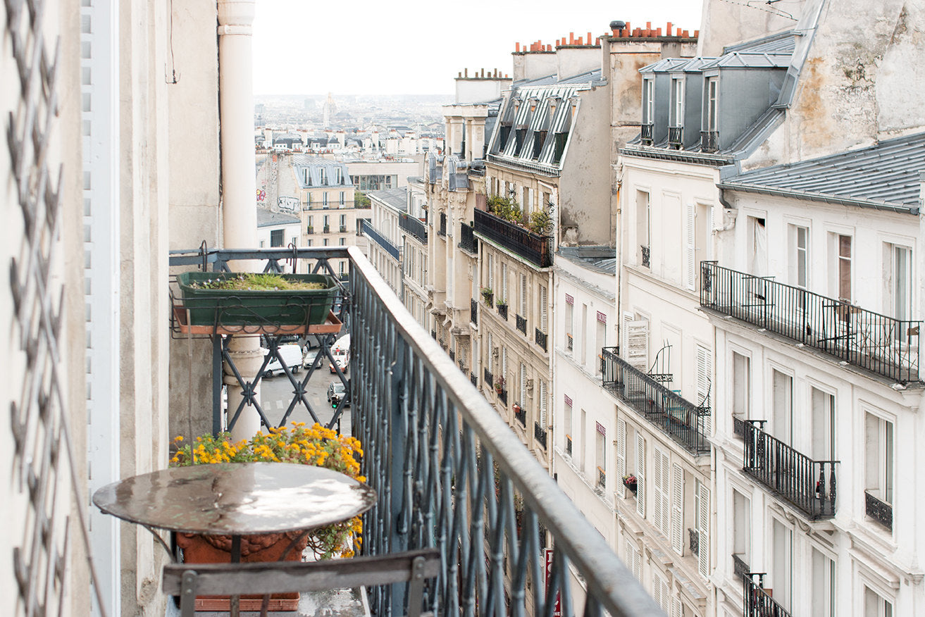 Montmartre Parisian Apartment - Every Day Paris 