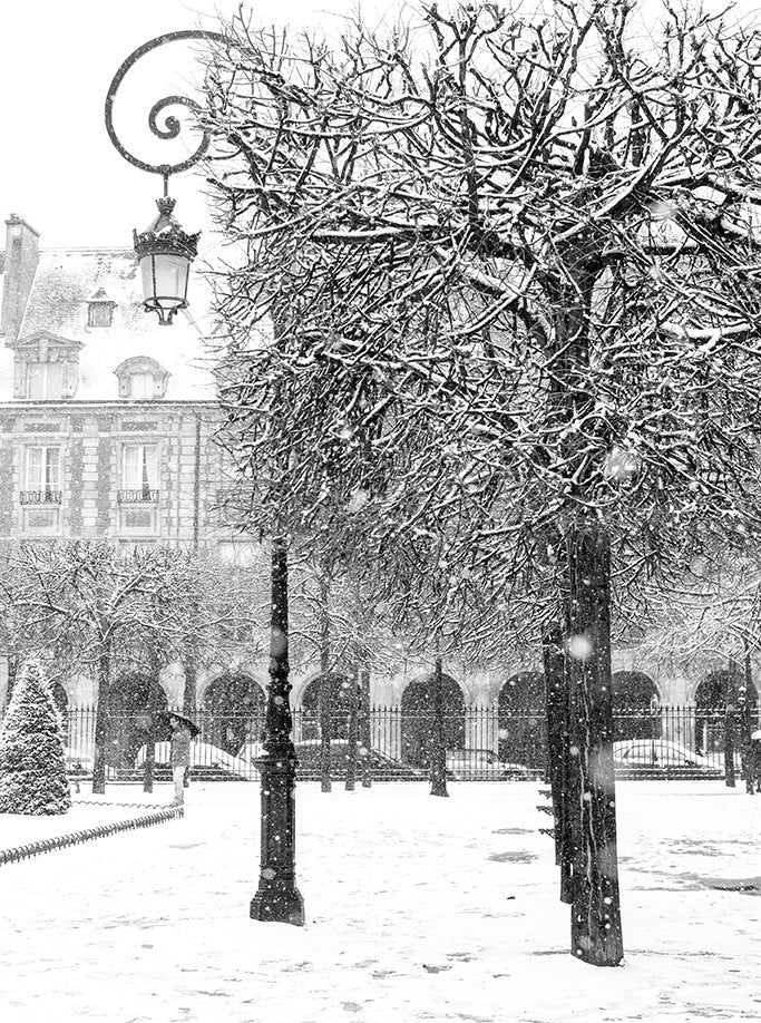 Snowy Morning in Place des Vosges - Every Day Paris 