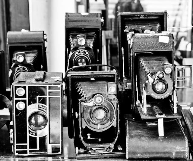 Vintage Cameras at The Paris Flea Market - Every Day Paris 