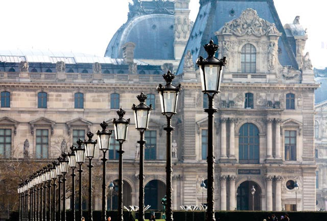 Early Morning Light at The Louvre - Every Day Paris 
