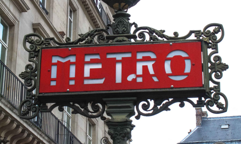 The Paris Metro at the Louvre - Every Day Paris 