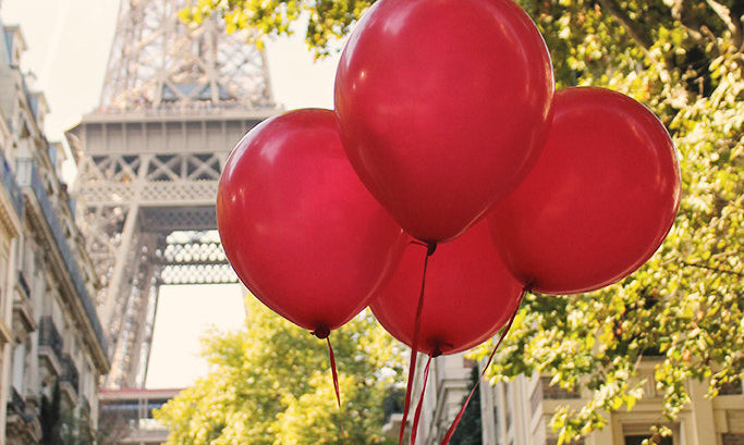Red Balloons at the Eiffel Tower - Every Day Paris 