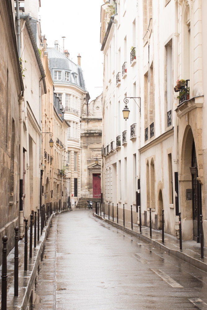 Rainy Morning in the Marais - Every Day Paris 