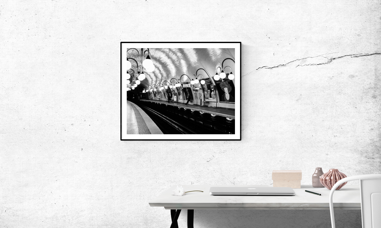 Paris Metro Cité in Black and White - Every Day Paris 