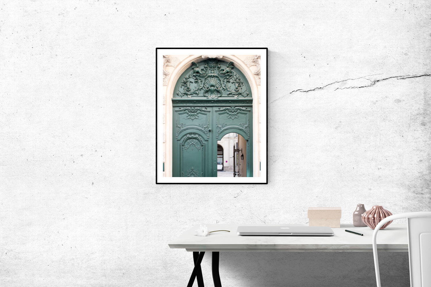 Green Door on Île St Louis – Everyday Parisian Green Door on Île St Louis – Everyday Parisian