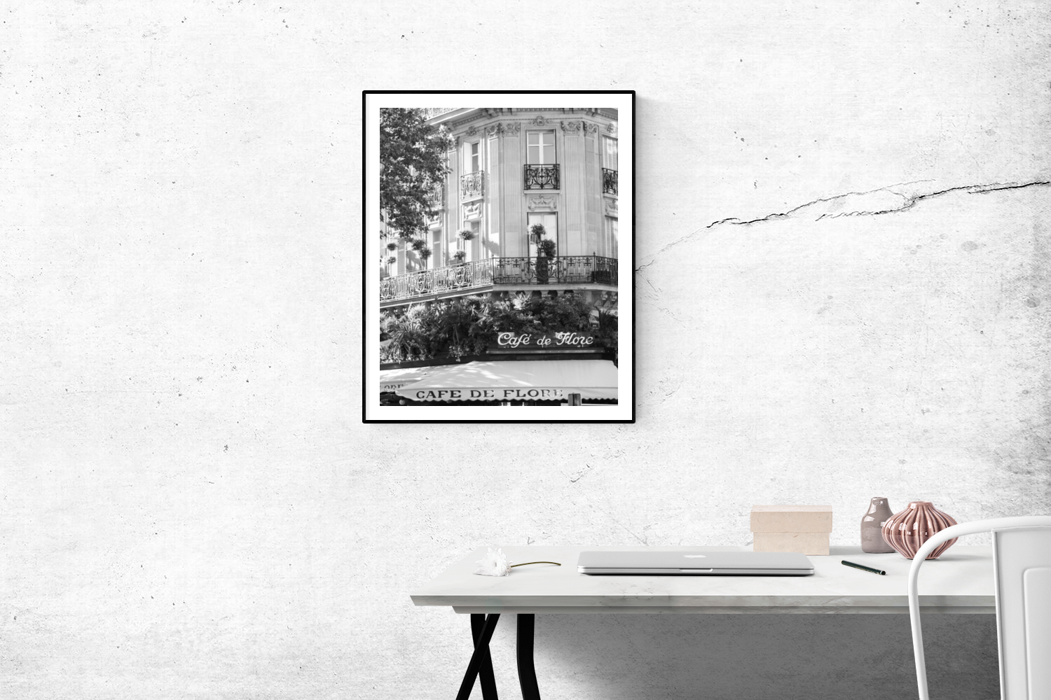 Black and White Café de Flore - Every Day Paris 